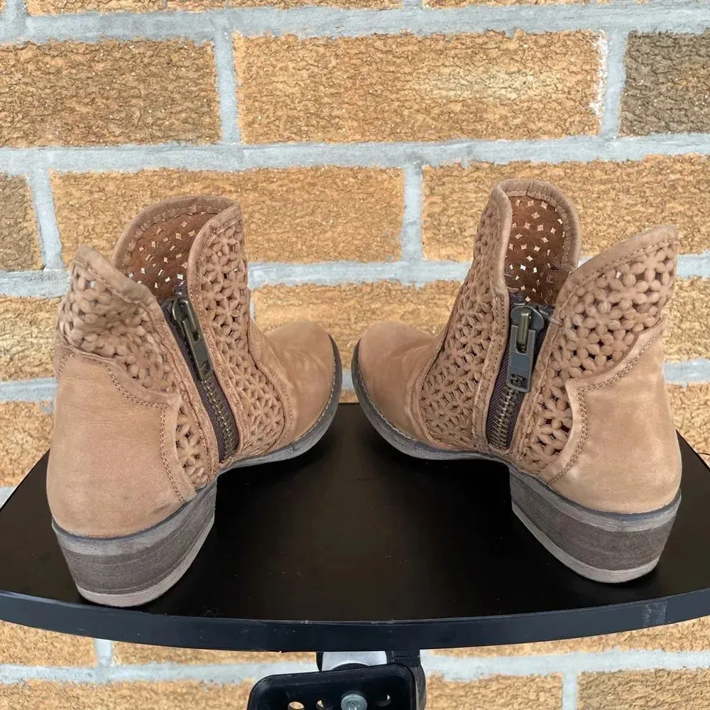 CORRAL CIRCLE G WOMEN'S DISTRESSED ROUND TOE ZIPPER ANKLE BOOT 7.5 - Image 6