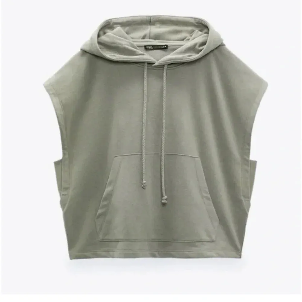Zara Sage Green cropped sleeveless hoodie size small - Image 2