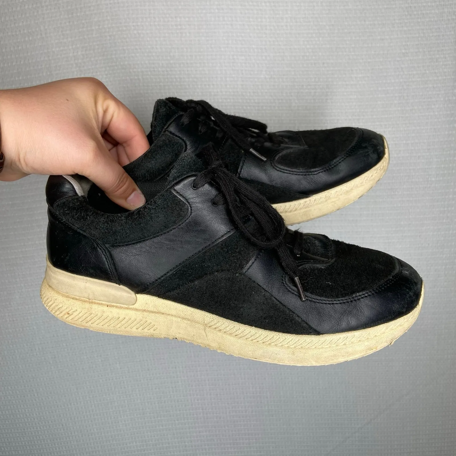 Everlane | Womans Black Sneaker 11‎ Tennis Shoe - Image 2
