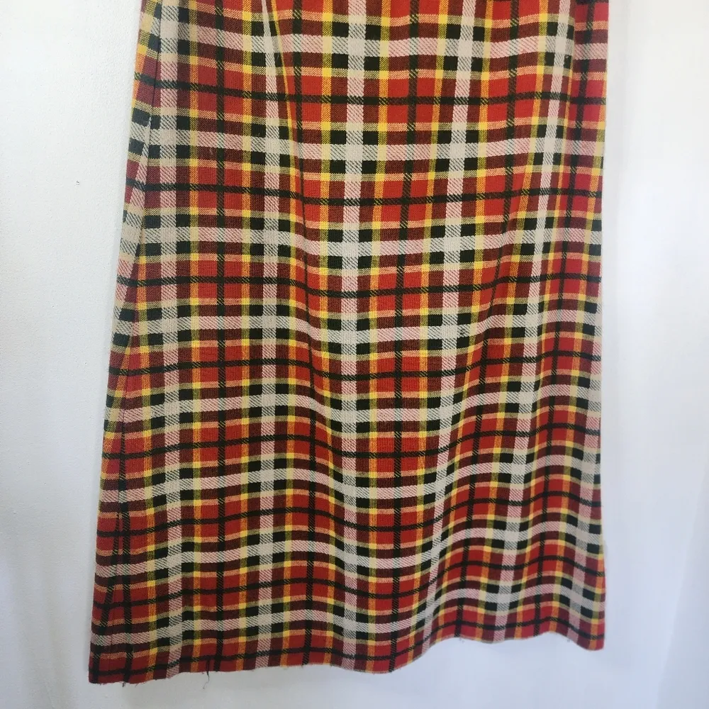 Vintage Wool Plaid A line Maxi Skirt with Belt Elastic Waist Red Size undefined - Image 6