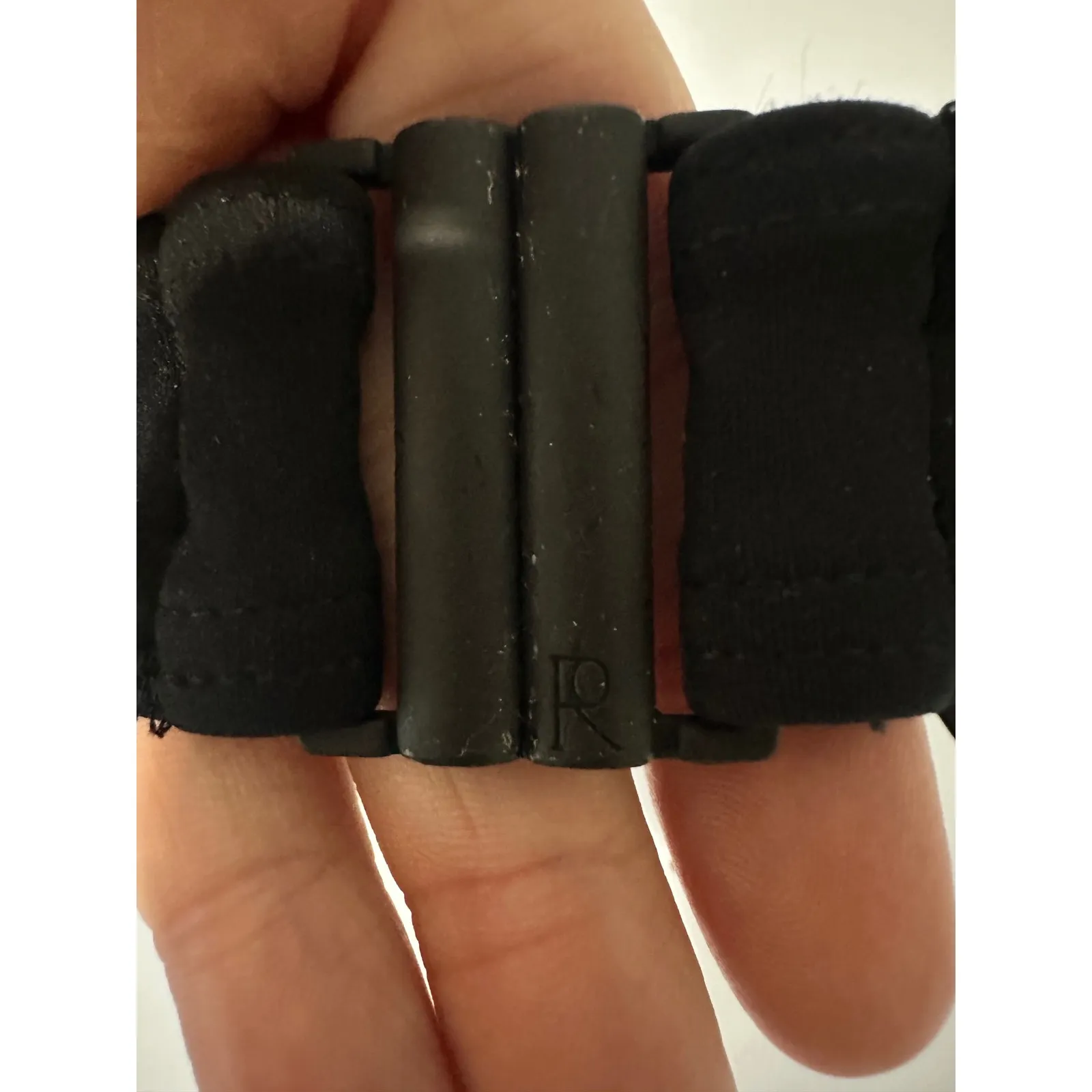 Rochelle Sara Black Scoop Neck Bikini Top Bra Swimwear Size Small - Image 7