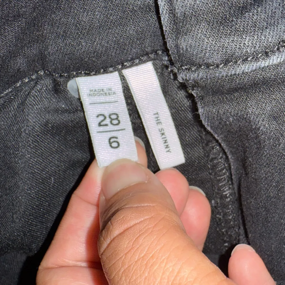 🎄LOFT Women's Black Skinny Jeans - Image 3