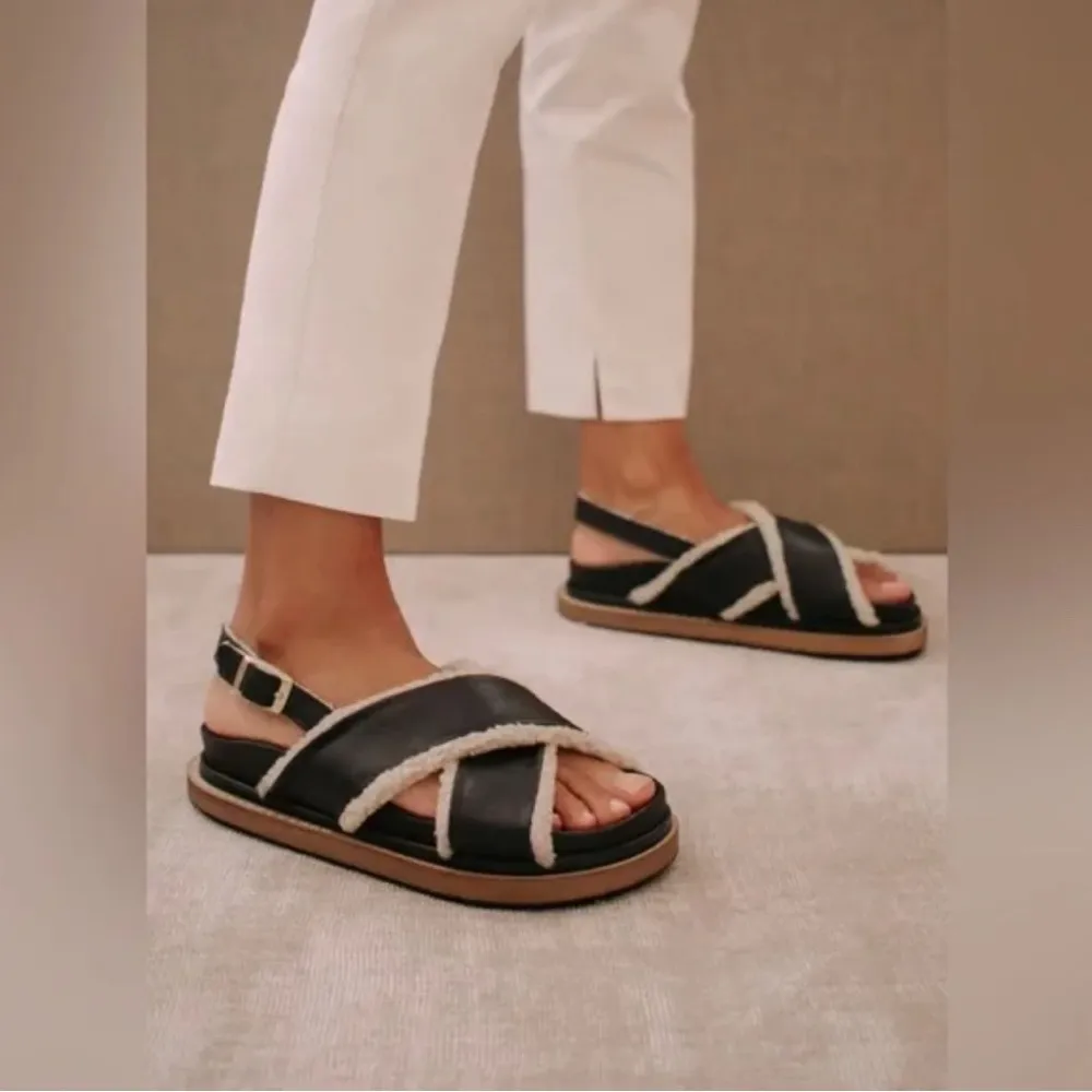 ALOHAS Marshmallow - Black Leather and Shearling Sandals SIZE 10 (41) - Image 2