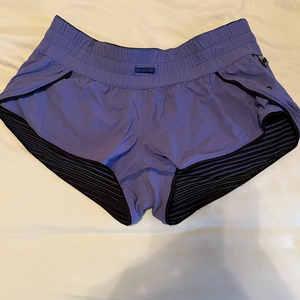 Stylish Blue Athletic Shorts - Image 4