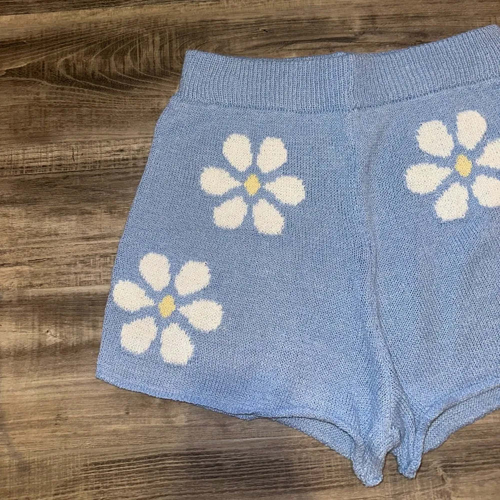 Knit Floral Short Blue Size L - Image 2