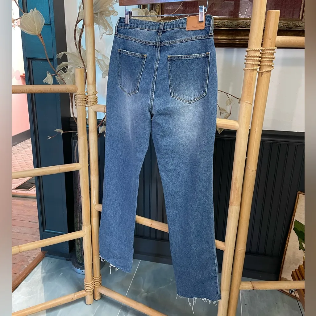 NWT Avec Les Filles High Waisted Mom Jeans Distressed Raw Split Hem - Sz 28 ๐งก๐ - Image 7