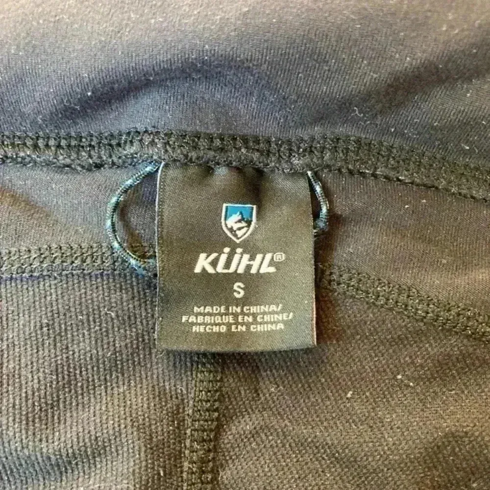 Kuhl black leggings in size small - Image 7