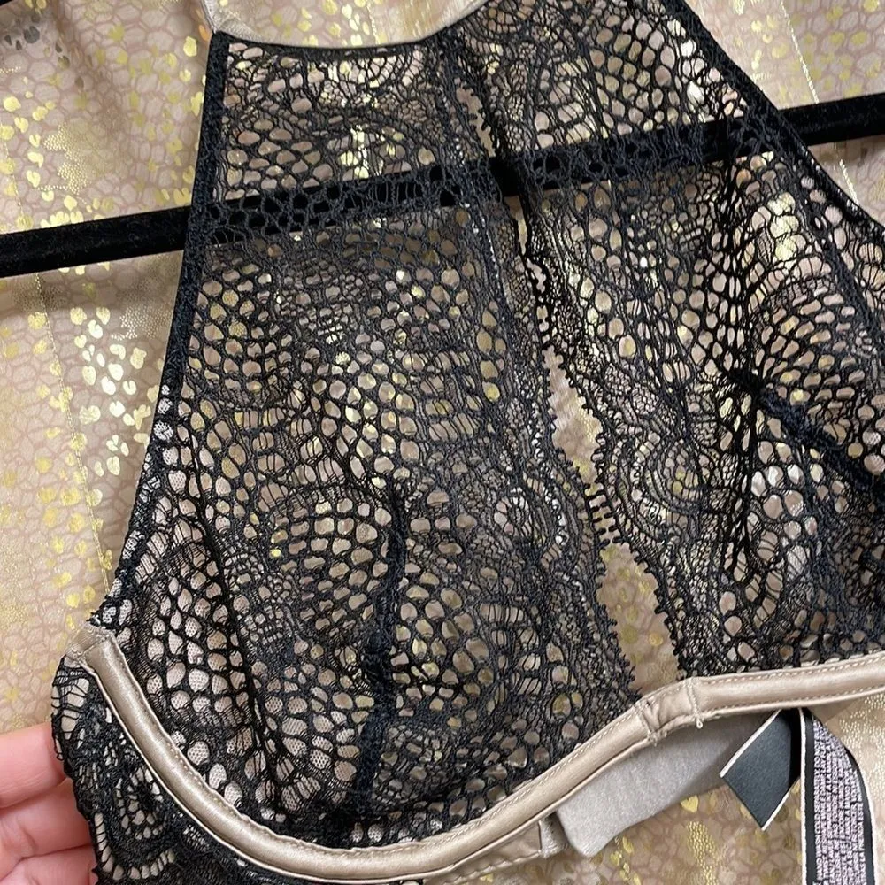 Victoria’s Secret Very Sexy black lace high neck underwire bralette, size 32C - Image 2