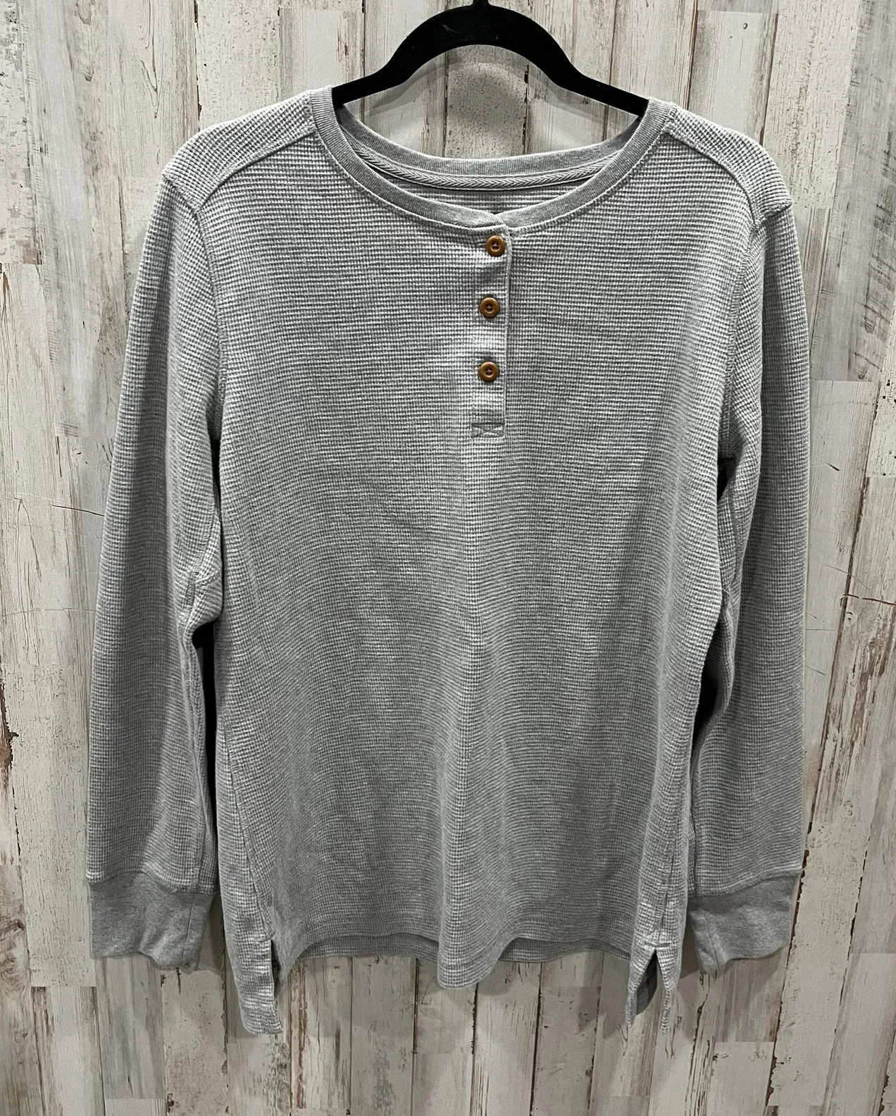 Duluth Trading Women's Heritage Working Thermal Henley Large Gray Waffleknit - Image 1