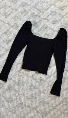 0116. H&M Black Ribbed Knit Puff Sleeve Long Sleeve Top Square Neck - Image 5