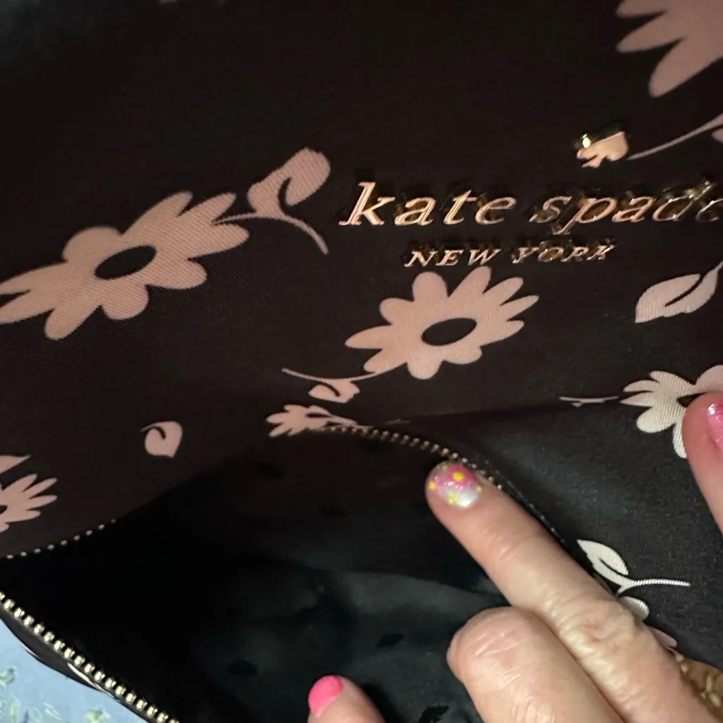 Kate Spade Chelsea Daisy Floral Print Medium Backpack - Image 6