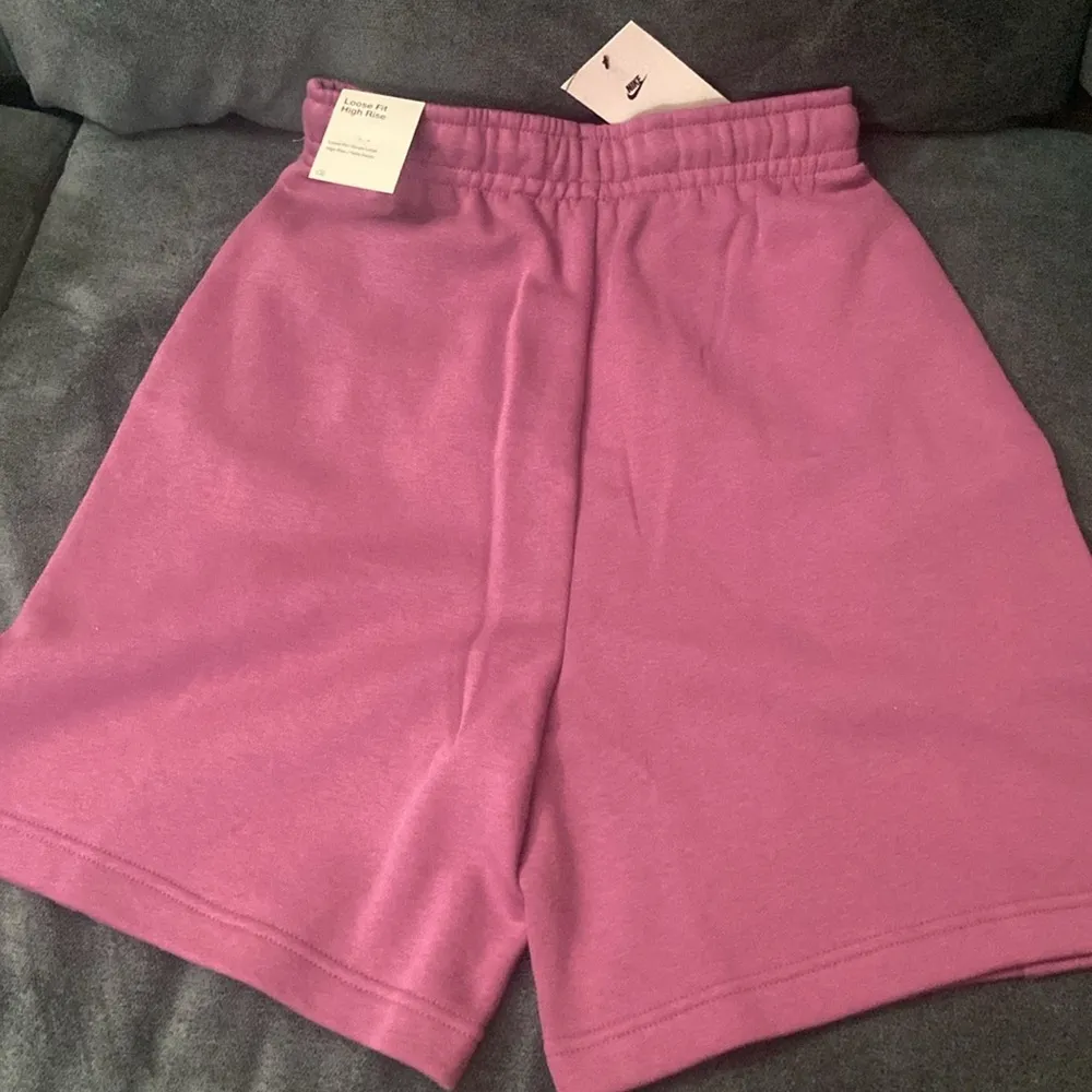 Nike Essential High Rise Fleece Shorts XS - Image 8