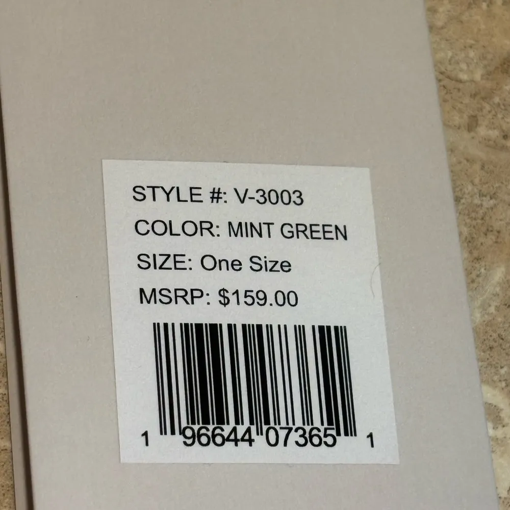 Valentino Orlandi mint green double zip crossbody wide strap V logo studded NEW! - Image 5