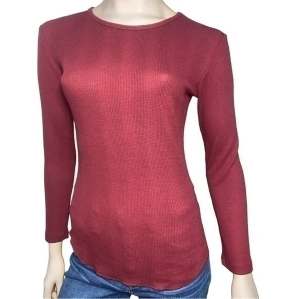 The Line Women’s Size XS Burgundy Wine Long Sleeve Thermal Pullover Top Shirt Red - Image 2