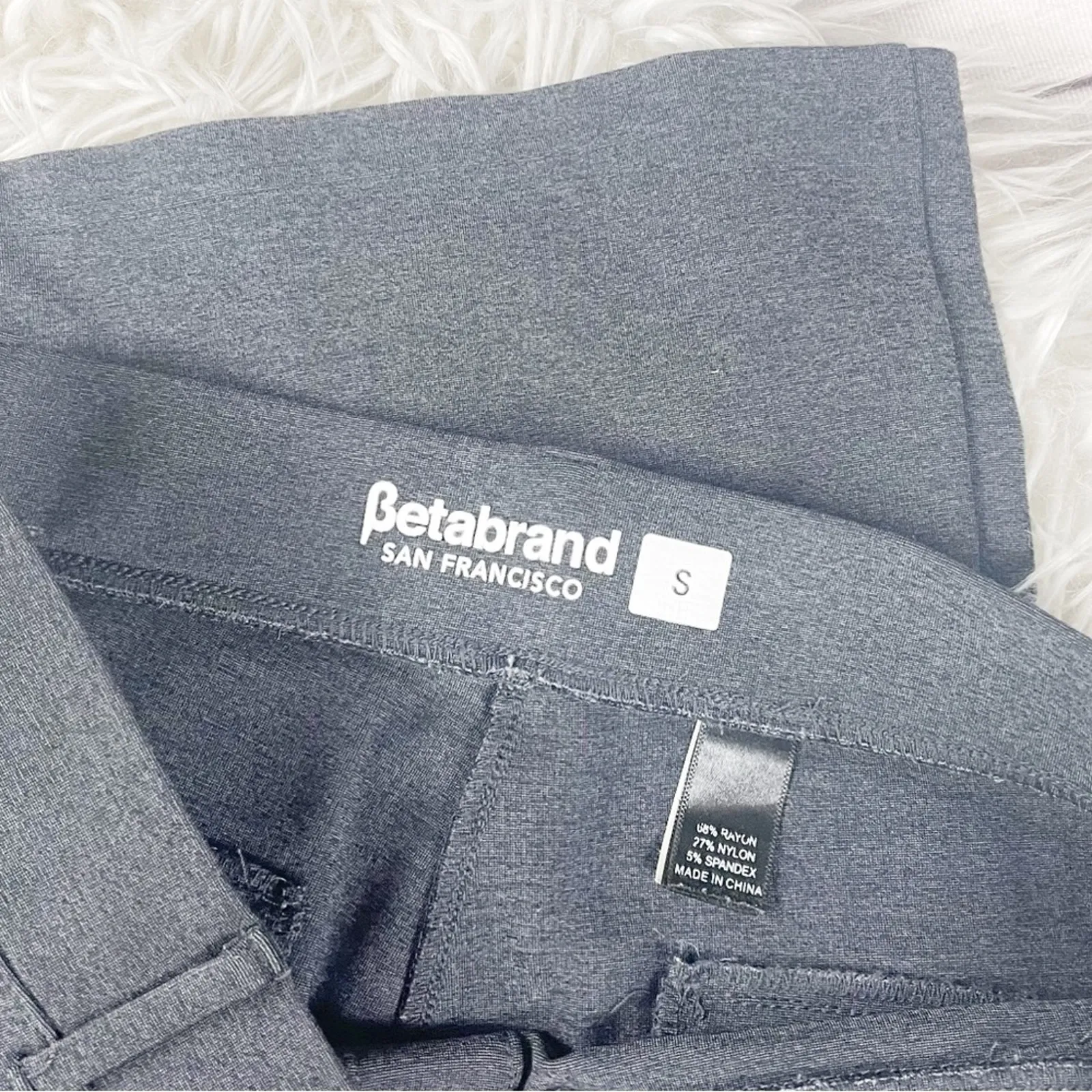 Betabrand Dress Yoga Pants Boot-Cut Classic Size Small‎ in Charcoal Grey - Image 4