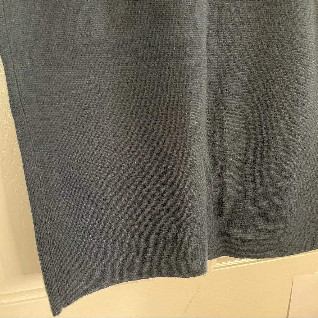 Club Monoco Elegant Dark blue  Wool Pencil Skirt With Tied Back Size Small chic - Image 2