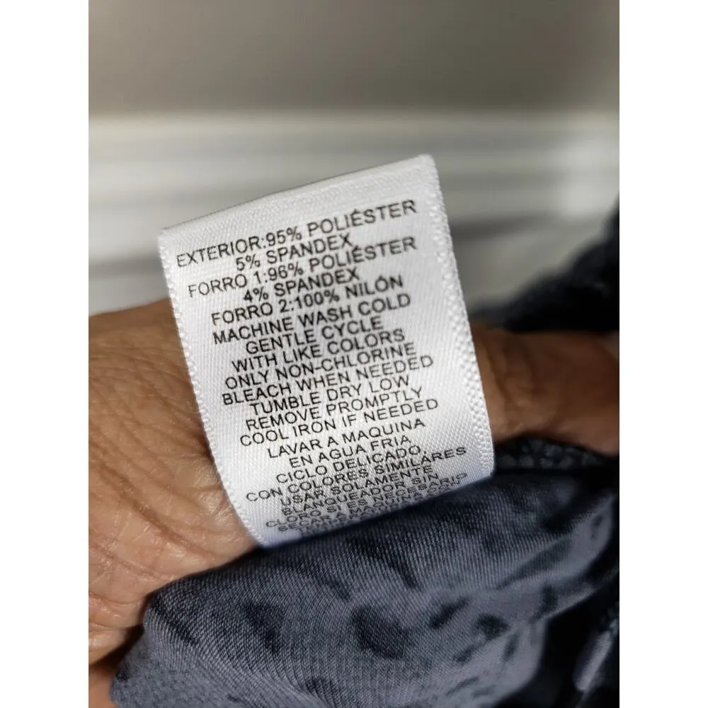 Slim Fabulous Tunic Top Women M Black Gray Animal Lace Print Stretch Fit Size M - Image 9