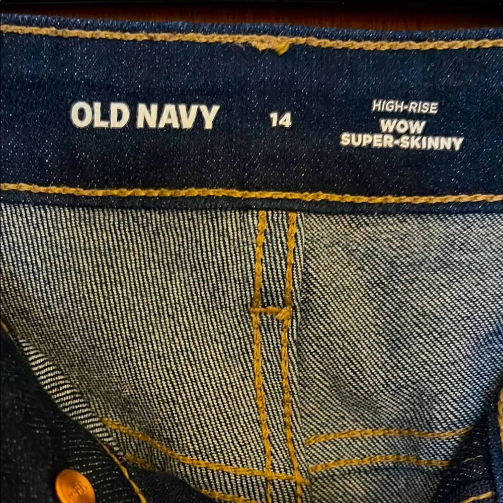 Old Navy Women's High-Rise Skinny Jeans - Dark Blue - Image 3