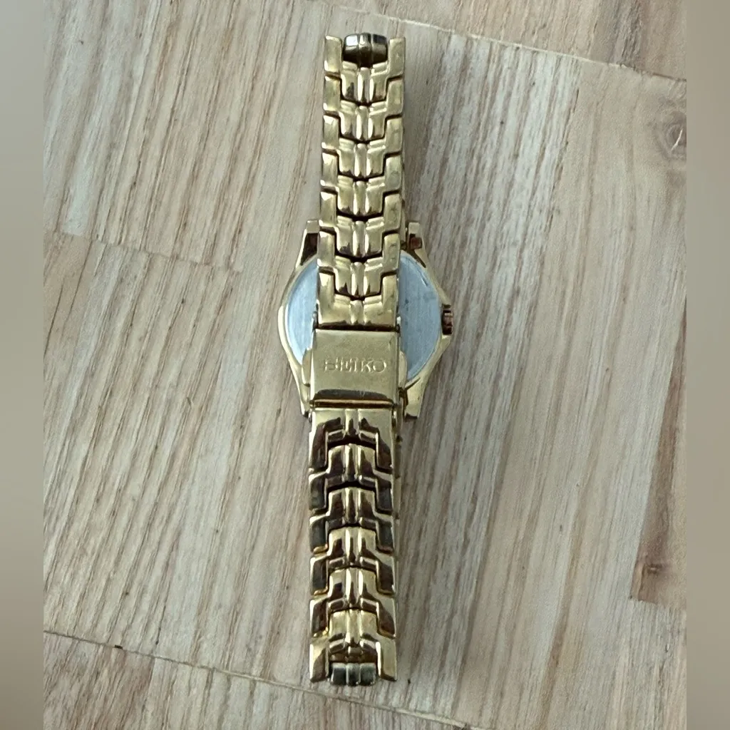 Seiko Diamond Rare Luxury Ladies Watch Silver Dial Gold Plated Bracelet Case - Image 12