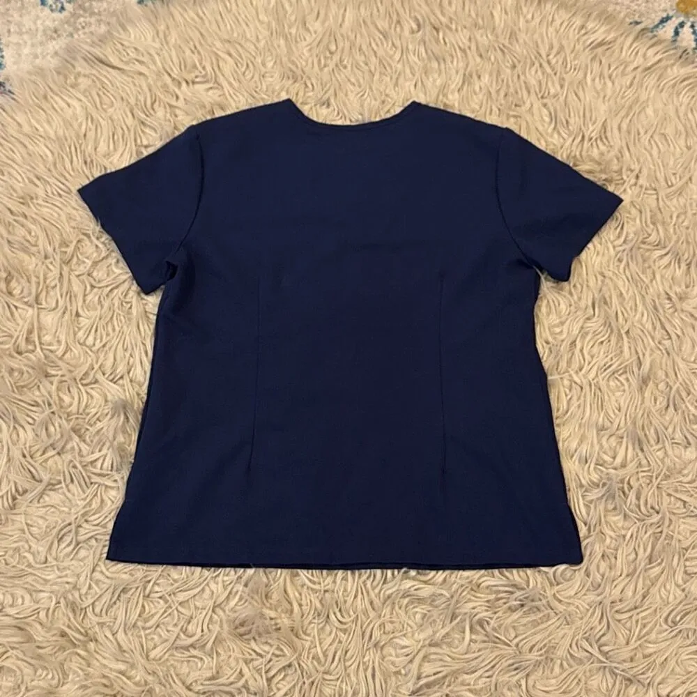 Figs purple scrubs top size small - Image 4