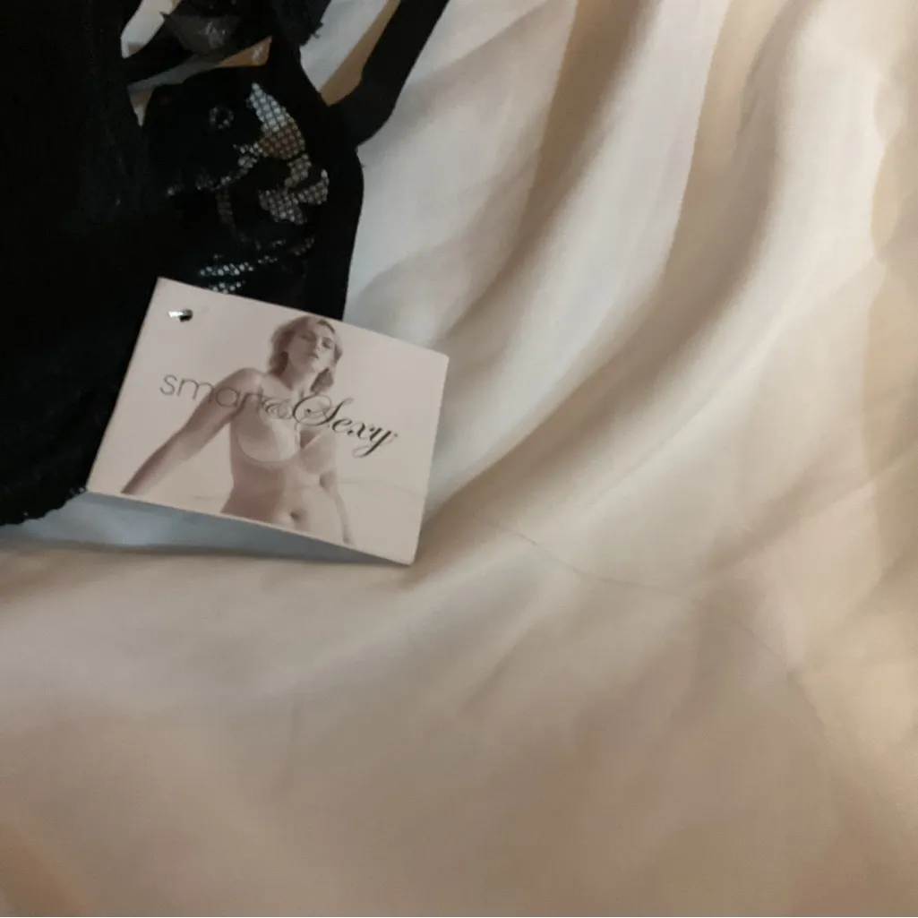 Smart and Sexy Black Lace Push Up Bra Size 34B NWT - Image 3