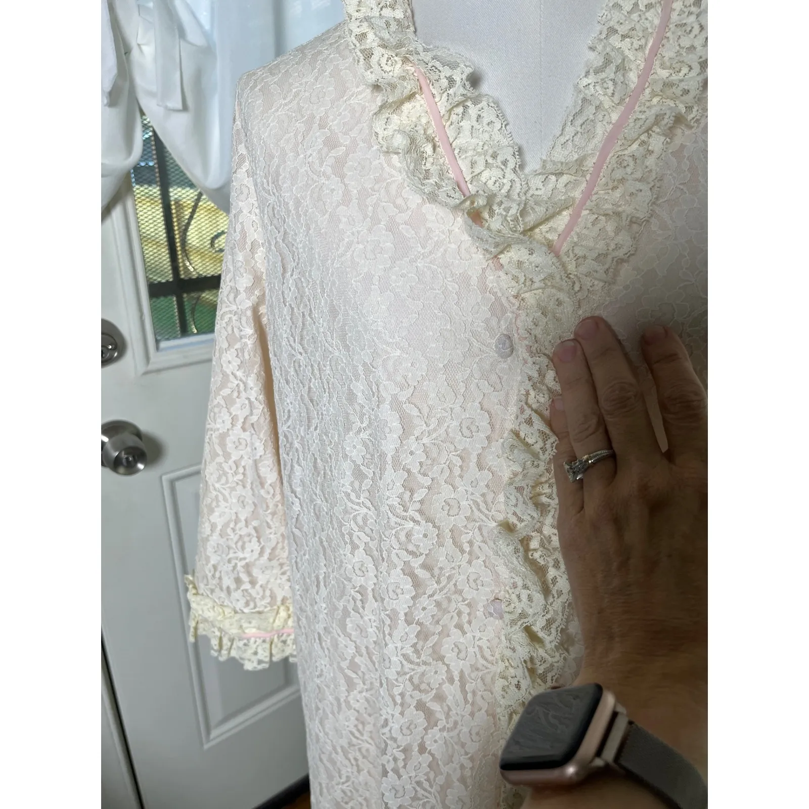 Vintage Lady Irene Lace Ruffle Peignoir Robe L Ivory Pink Ribbon Nylon Nightgown Tan Size L - Image 13