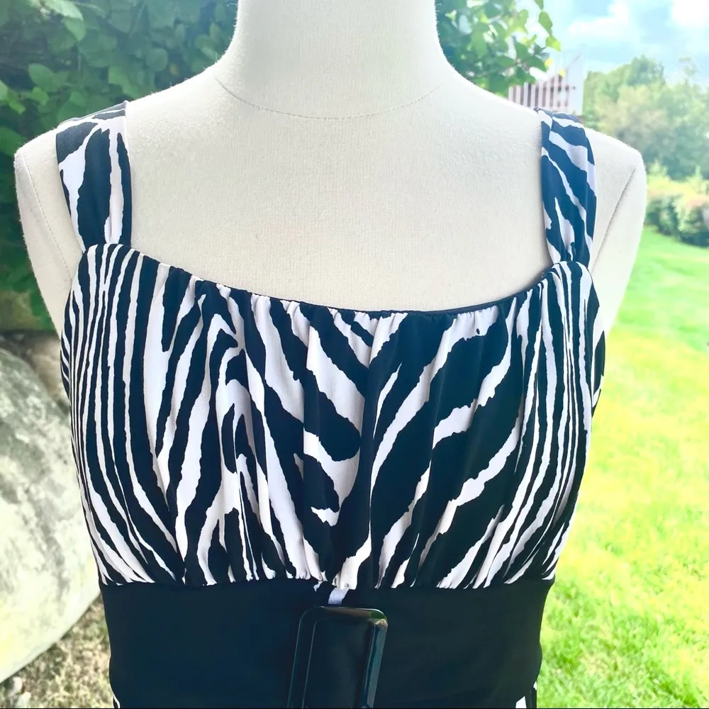 IZ Byer Black & White Belted Tank Top - Image 9