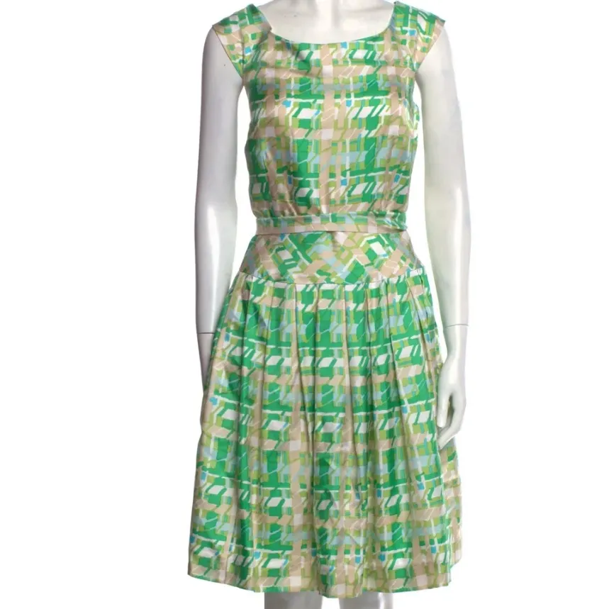 Kate Spade New York SILK RETRO
Plaid Fit & Flare Dress 60s Style Size
4 - Image 4