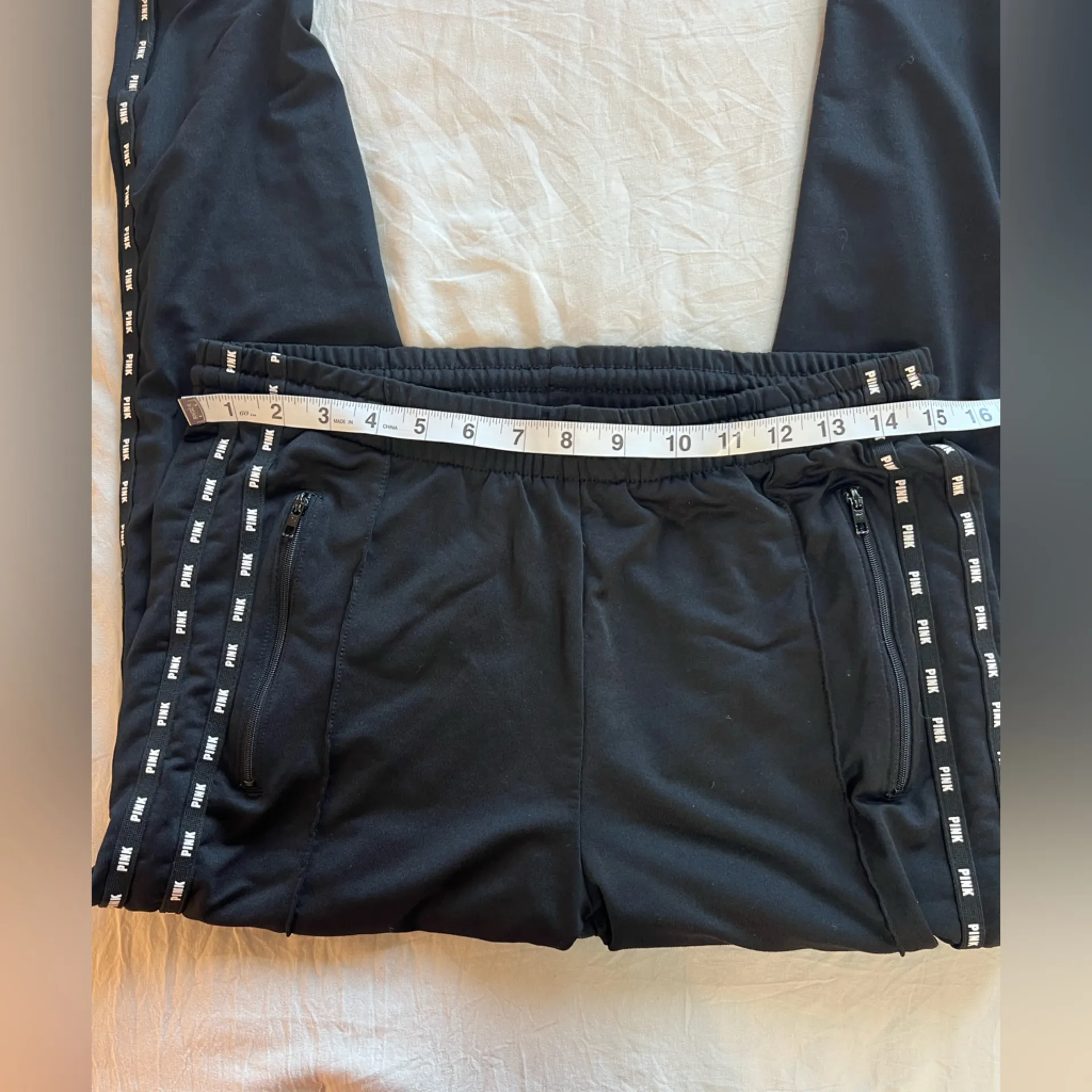 EUC Victoria's Secret Pink Black Track Active
Skinny Jogger Logo Pants Size‎ M - Image 5