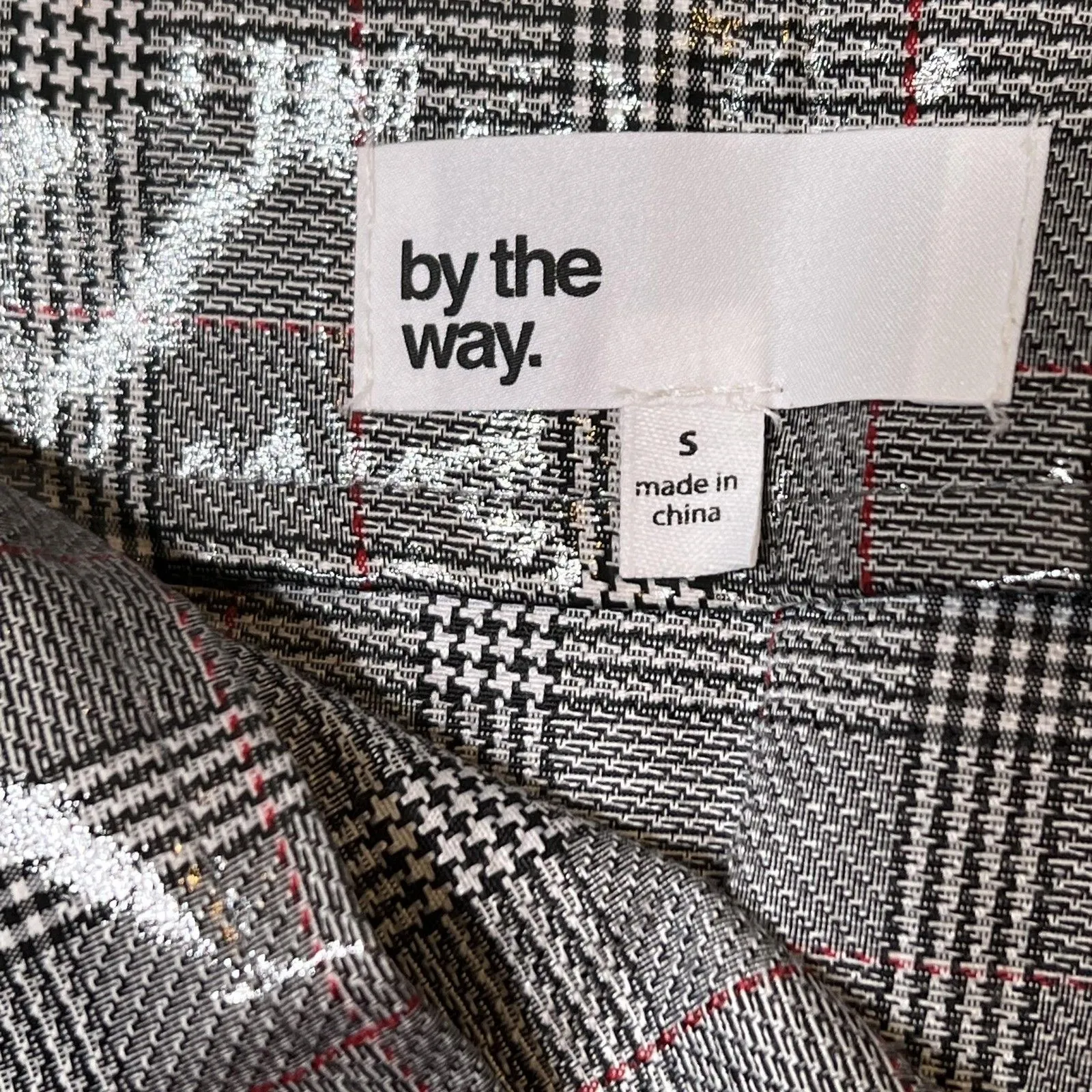 Revolve by the way Skirt Women's Sz Small Gray Plaid Vinyl Coated Mini Party - Image 5