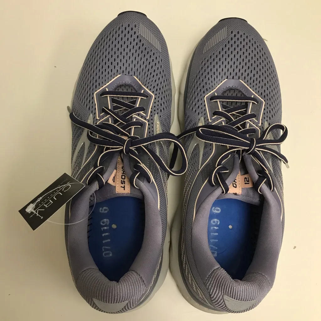 Brooks  Women's Ghost 12 Running Shoes - size 11 - Image 3