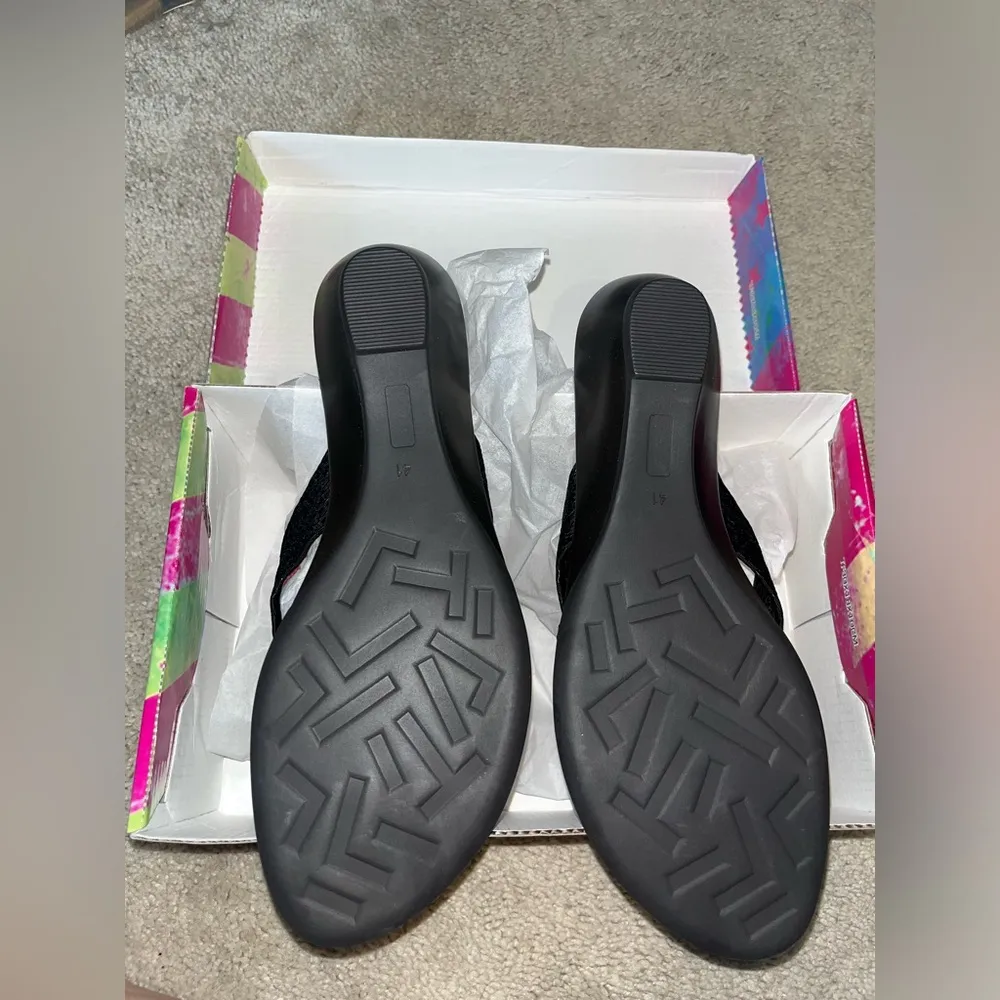 Love and Liberty Made in USA NEW Black Low Heel Flip Flop Bling Sandals Size 11 - Image 5