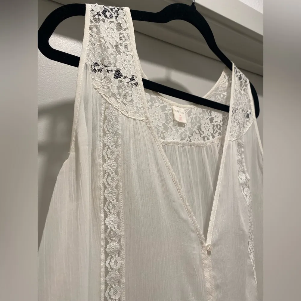 VTG 90s  White Lace & Sheer Button-Up V-Neck Tank Top - M - Image 8