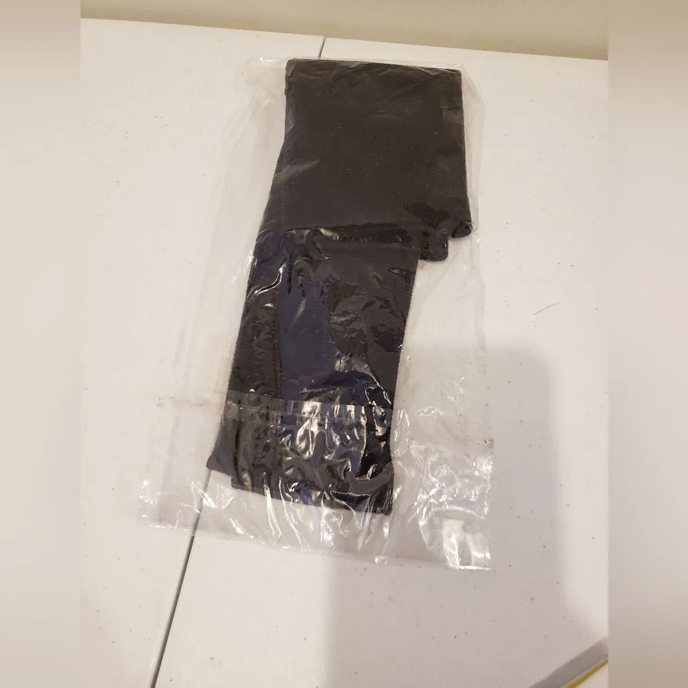 NWT Silky Toes Socks/Leggings Black - Image 2