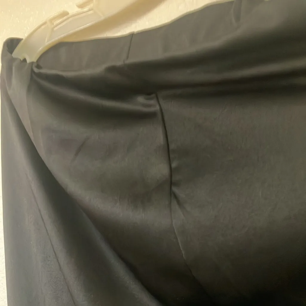 FINAL MARKDOWN Elegant Black cider Women's Skirt large - Image 2