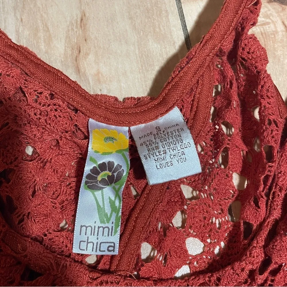 Mimi Chica‎ - crochet tank top - women’s size small - burnt/orange rust - Image 4