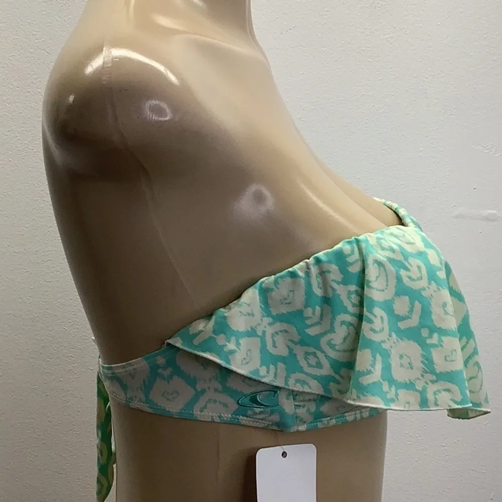 O'Neill O’Neill Size Large Ruffle Strapless Bikini Top With Padding. New Without Tag - Image 3