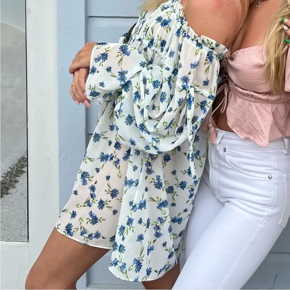 Revolve Tularosa Brogan Mini Dress in Forget Me Not Floral Sz M GUC Unlined - Image 5