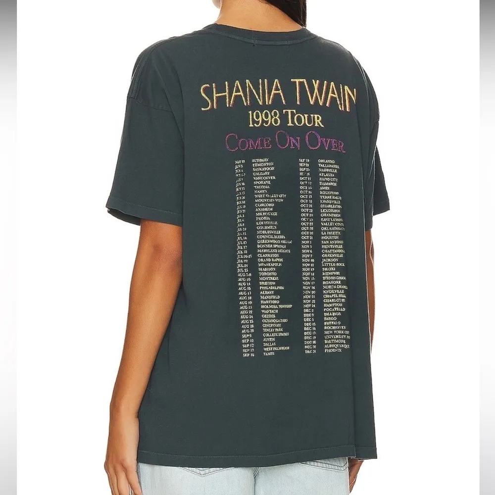 NWOT Shania Twain Come On Over 1988 Tour Merch Tee in Vintage Black DAYDREAMER - Image 3