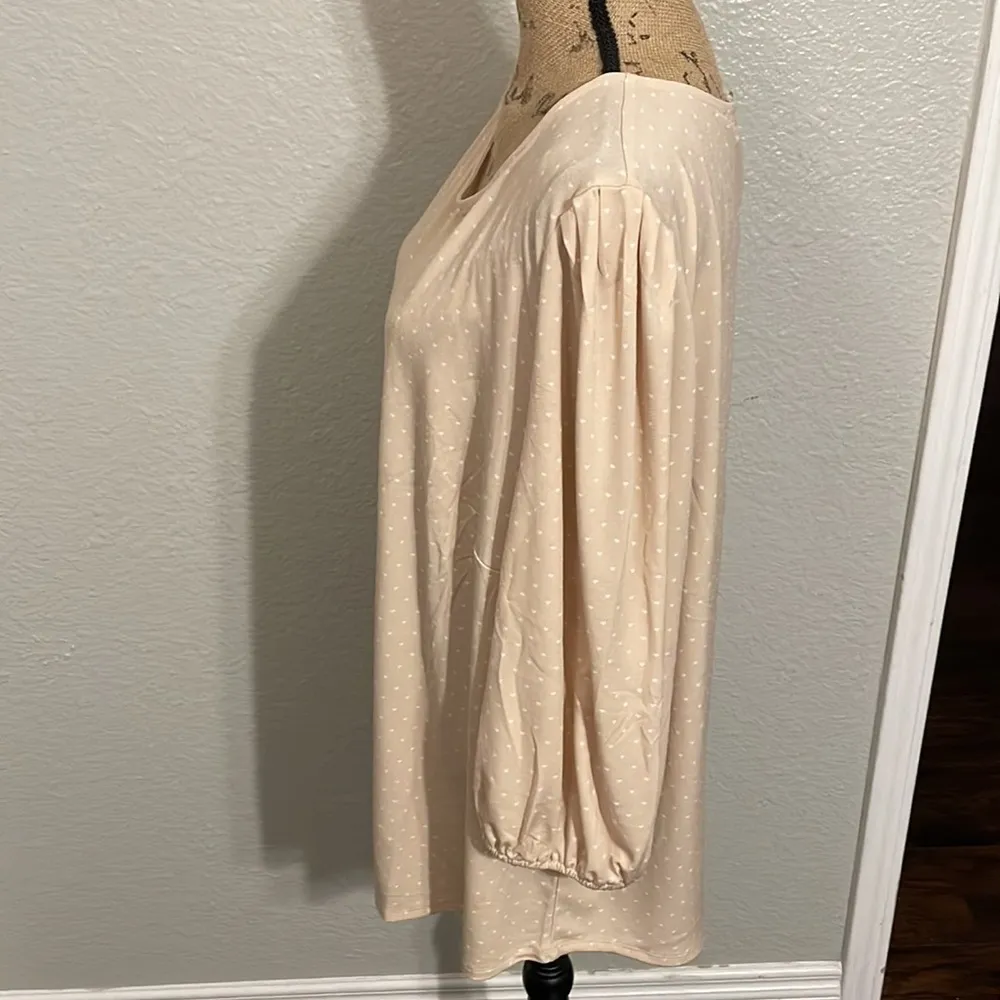 Adrianna Papell blush pink and white heart blouse with cuffed sleeves. NWT - Image 7