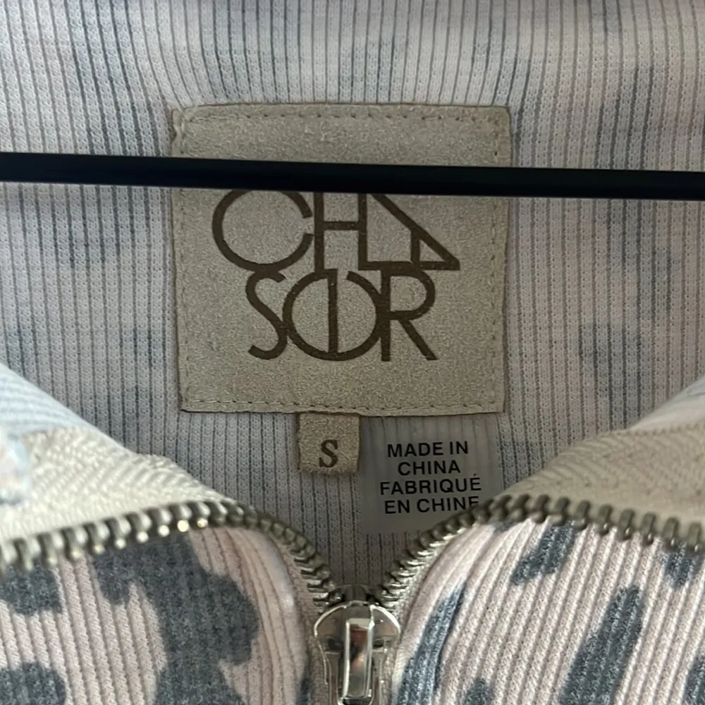 Chaser Rib Long Sleeve Drop Shoulder Mock Neck Pullover Leopard Cheetah Small - Image 3