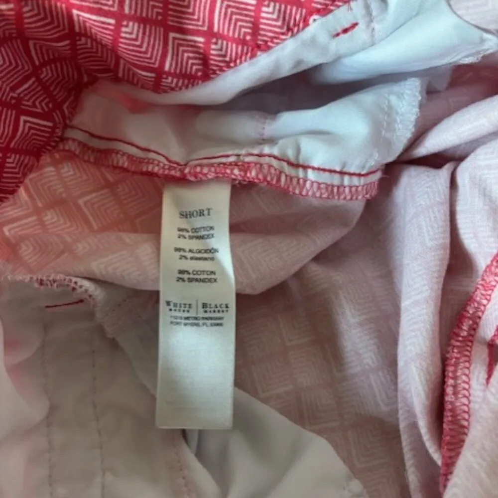 White House Black Market Red White Diamond Print Low Rise Stretch Shorts Size 6 - Image 6