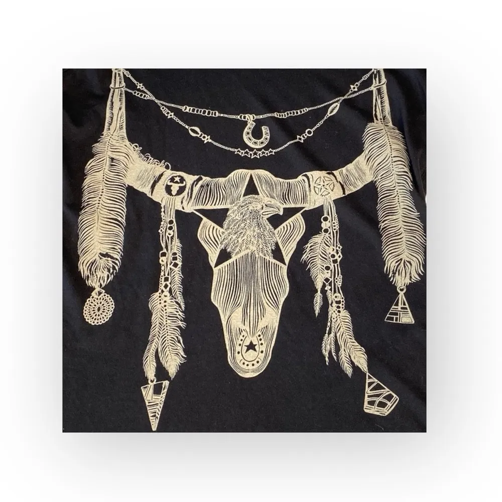 Rare: new Lauren Moshi ✌︎︎ Wanderlust Feather Steer Skull Tee Shirt ✌︎︎ Raw Hem - Image 11