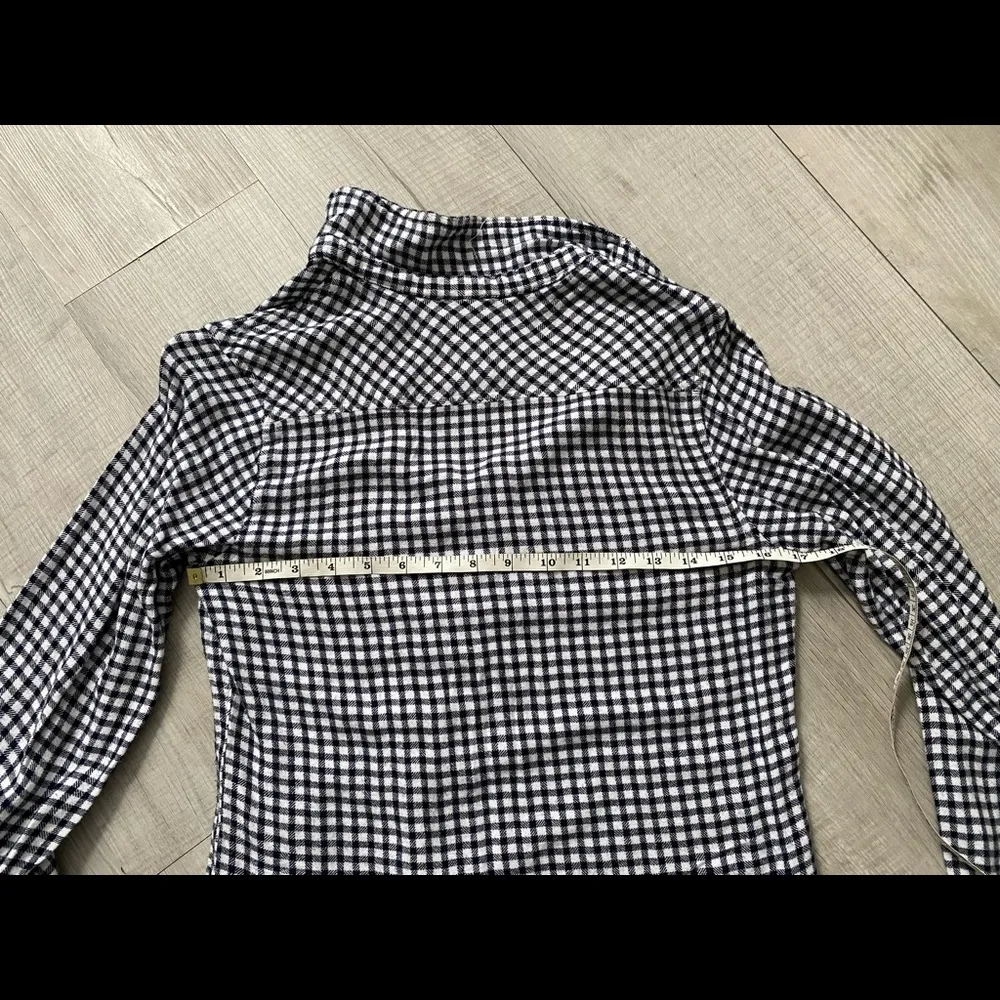 Plaid 1/2 Button Up - Image 3