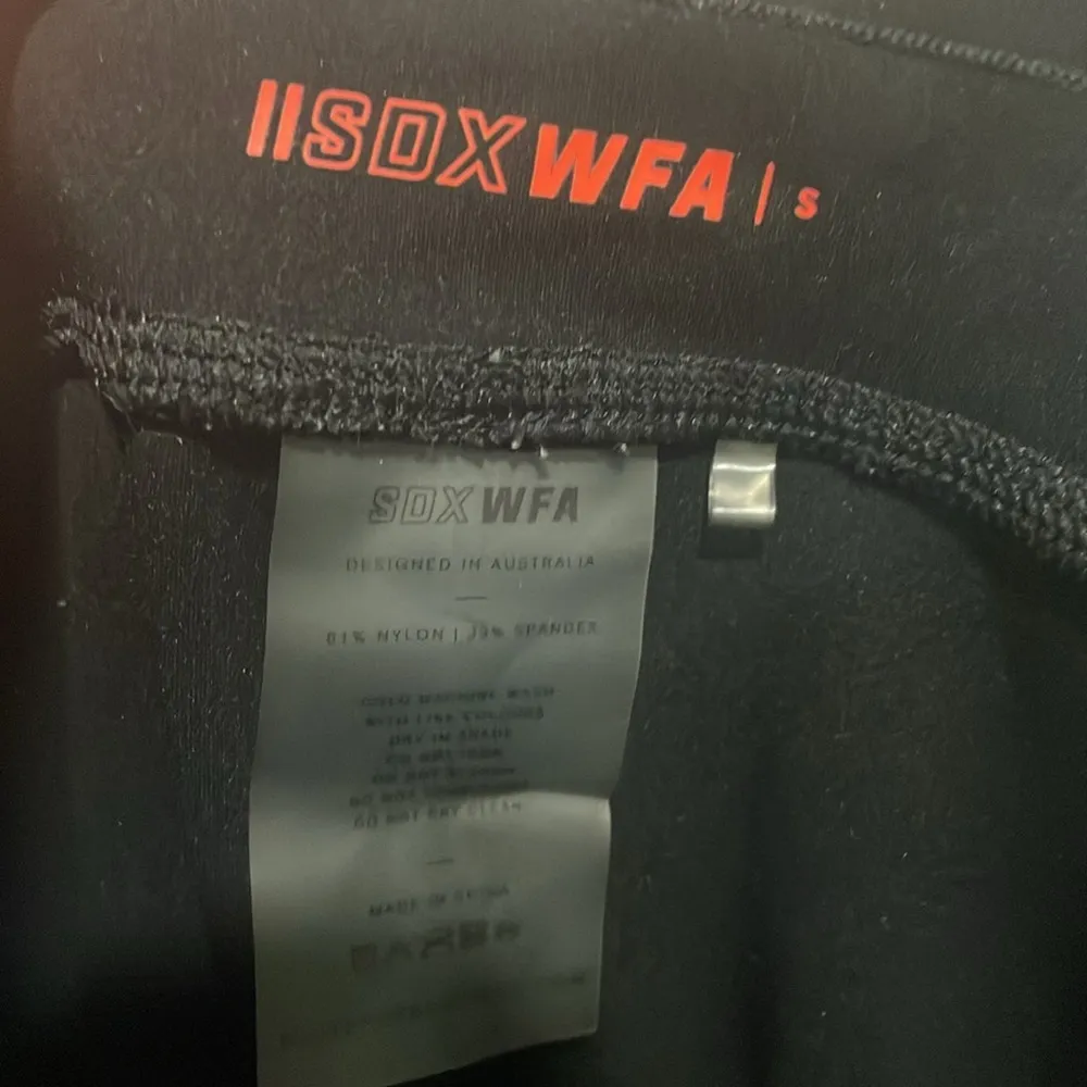 Sarah Days x White Fox Reboot Ignite Leggings Sports Bra Orange Small - Image 9