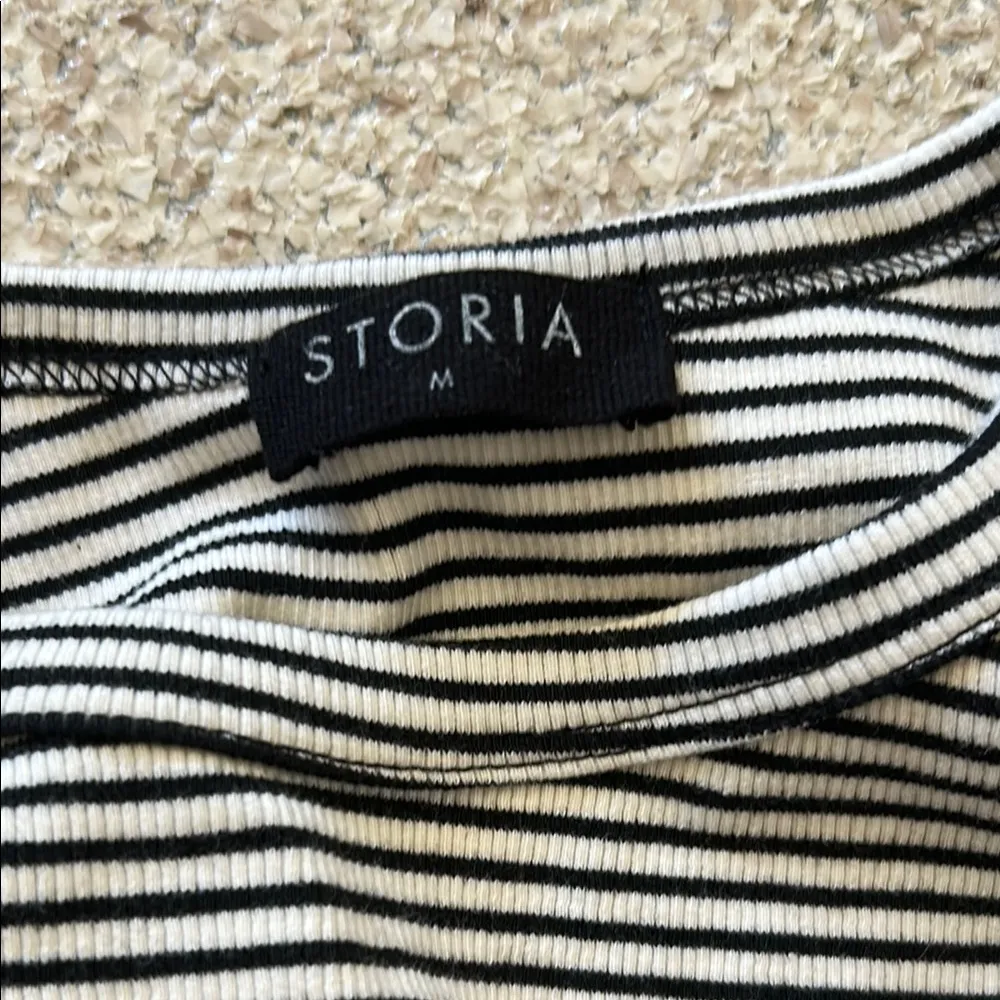 Storia Monochrome Striped Top - Image 2