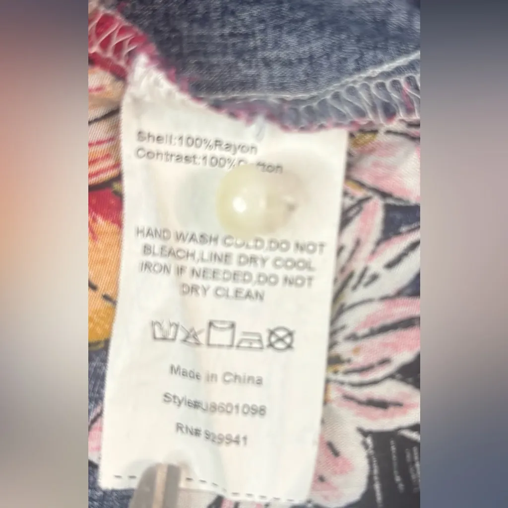 Suzanne Betro Weekends 1X Pullover Mixed Media Boho Print Top Crocheted Trim - Image 8