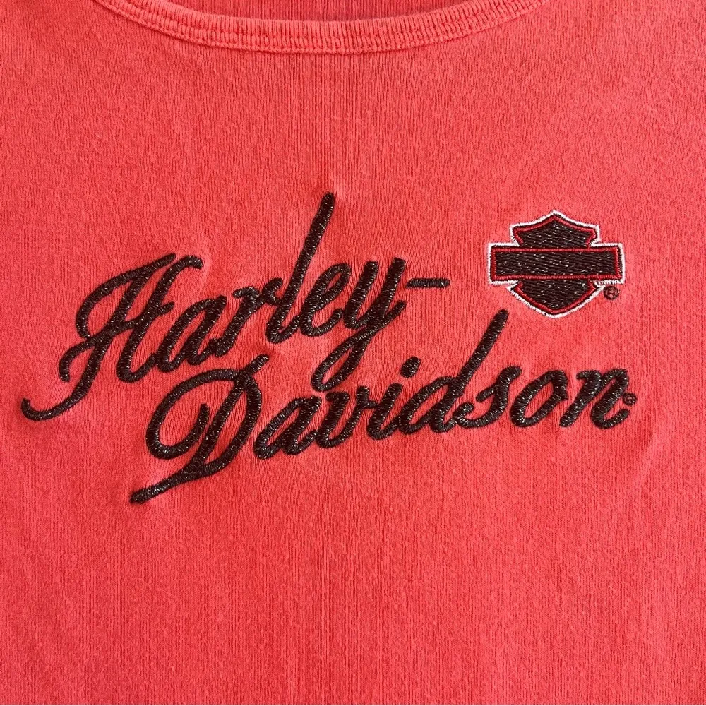 Harley-Davidson Tee Coral Crew Neck Black Metallic Logo Top Sz M EUC Meredith NH - Image 3