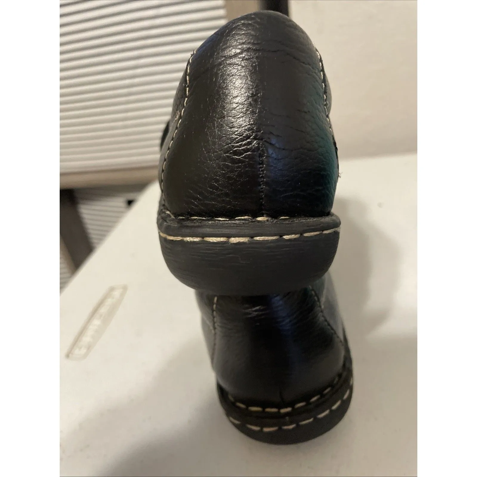 BOC Born Concepts Black Leather Slip On Clogs Mules Comfort Size 7M - Image 6