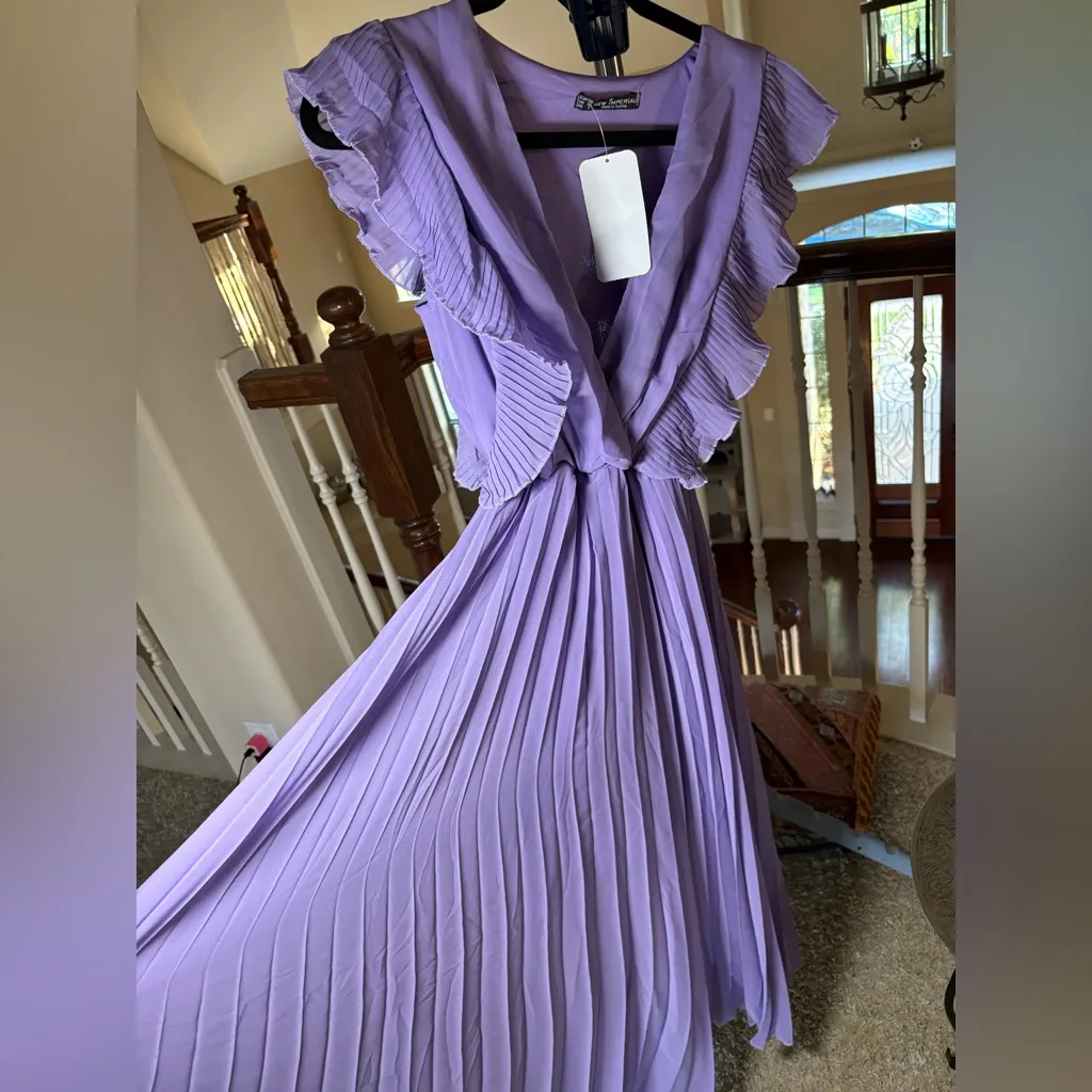 Elegant Lilac Maxi Dress Purple Size 6 - Image 5